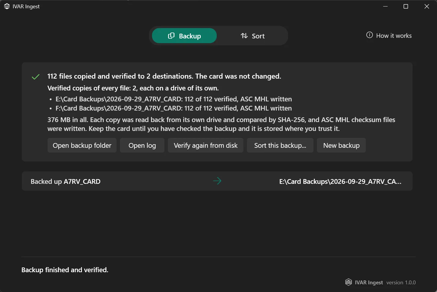 Green means safe: every file is on every drive.